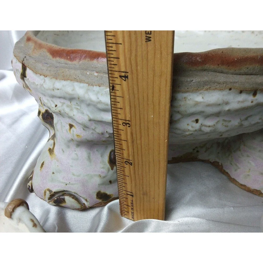 VINTAGE 1996 STUDIO ART POTTERY SOUP TUREEN W/2 LADLES (ELEPHANT FEET)